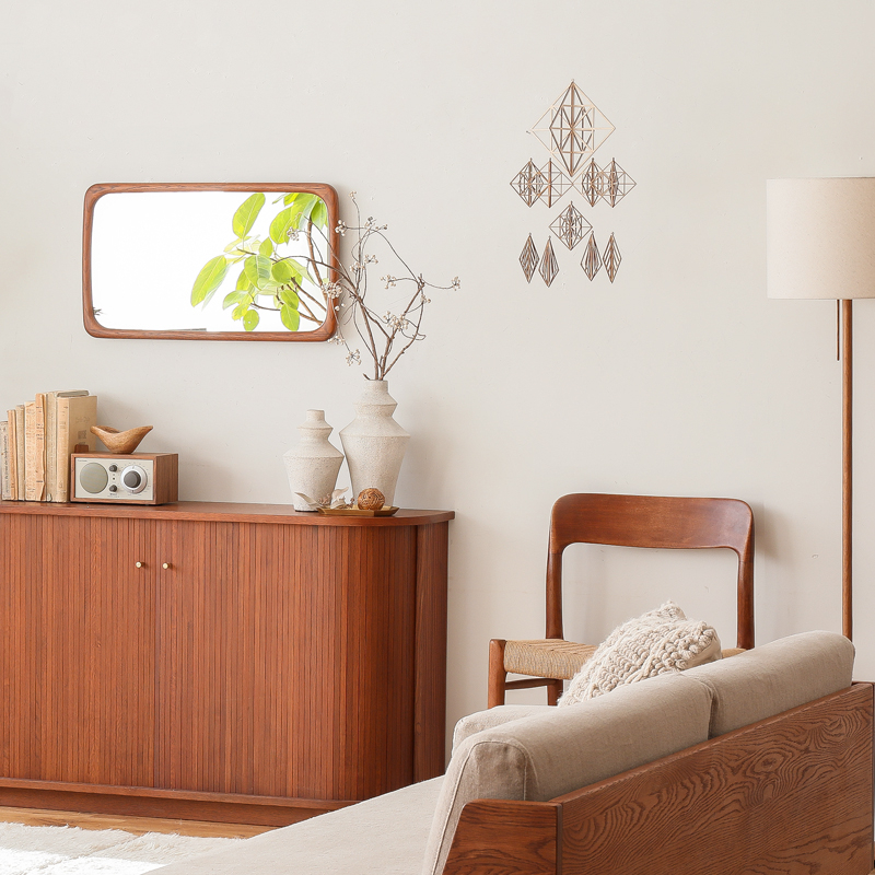 parenting_interior_display (12).jpg