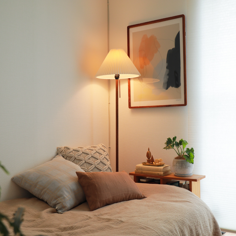 small_room_layout_ideas (9).jpg