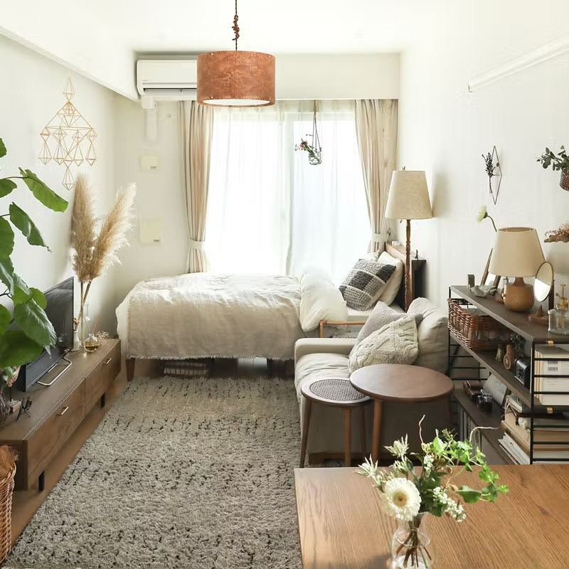 small_room_styling (1).jpg