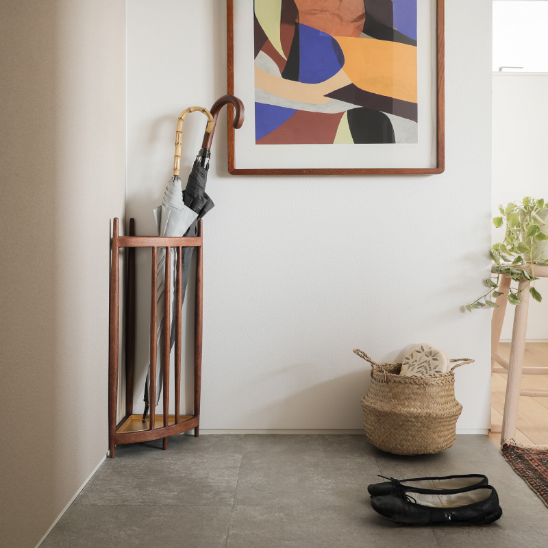 ★9-1_イケ（NA）_中原さんマガジン_傘立て TRIA_IMG_17450.jpg