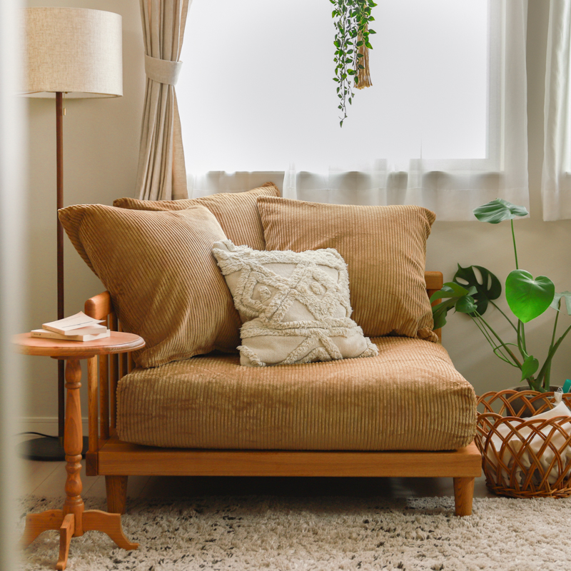 corner_sofa_interior_items2.jpg
