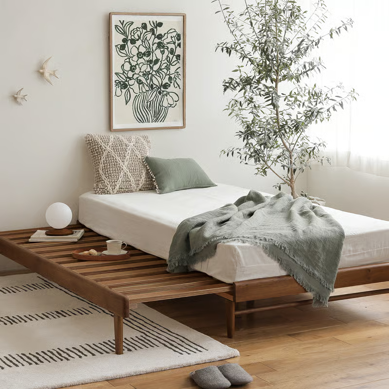 living alone_interior_3.jpg