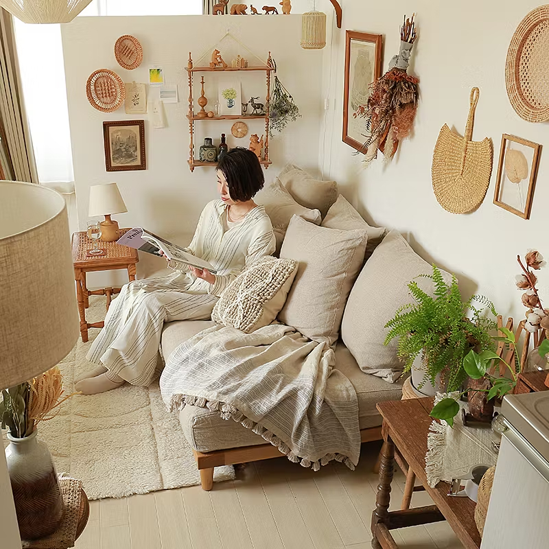 living alone_interior_1.jpg