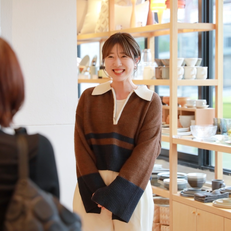 shopstaff_1.jpg