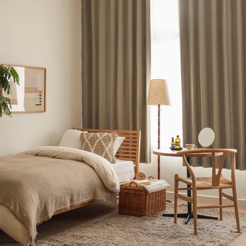 hotel_style_bedroom_03