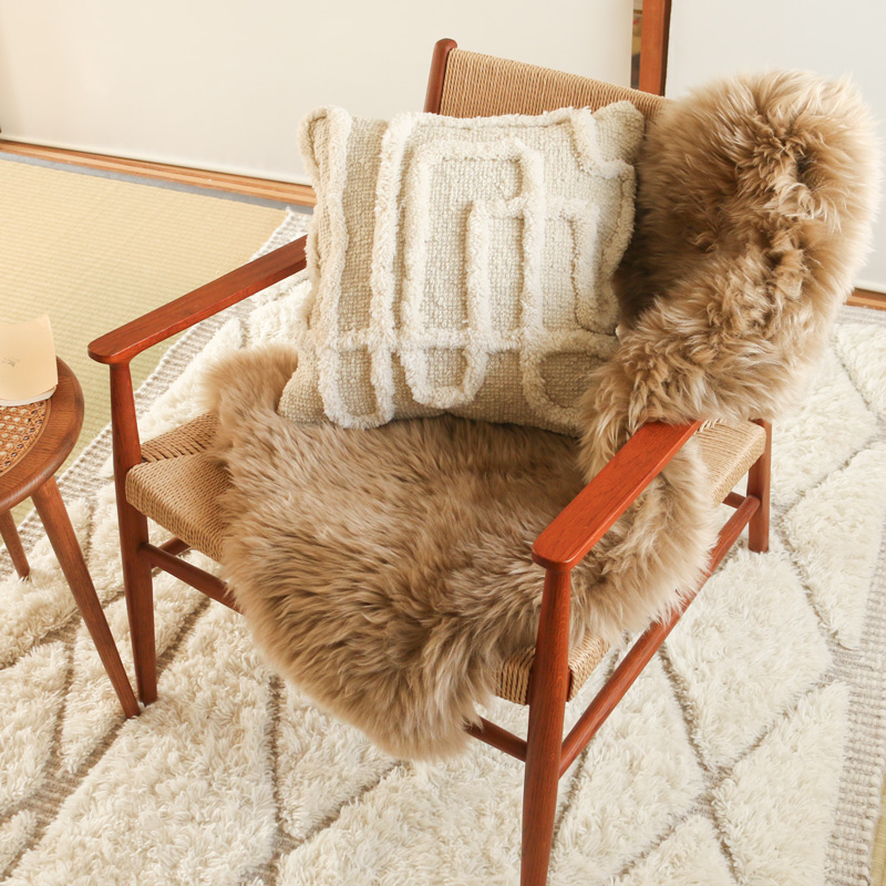 folk_lounge_chair_living_14.jpg