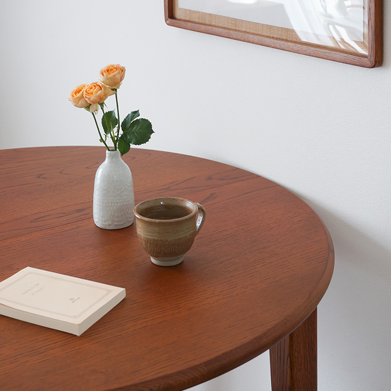 わたしの愛用品-伸長式ダイニングテーブルfolk Jr.が1人暮らし・1K8畳