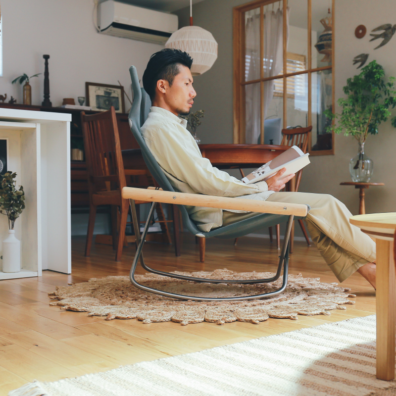 わたしの愛用品-ソファーのない我が家にはNychair Xが必要でした